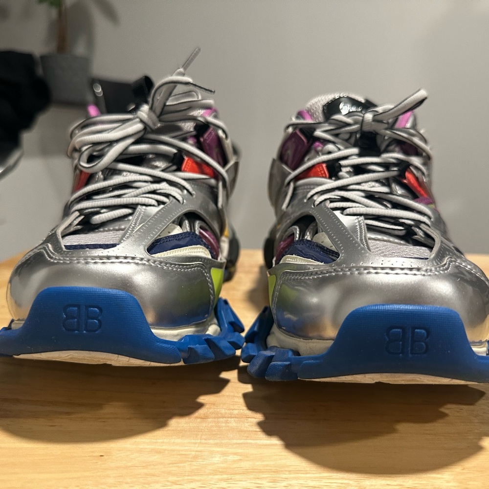 Balenciaga Purple and Black Sneakers - Picture 15 of 16